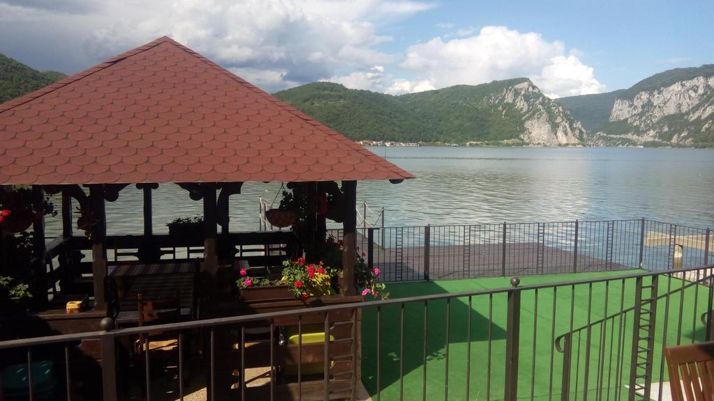 Vila Golful Dunarii Dubova Dış mekan fotoğraf
